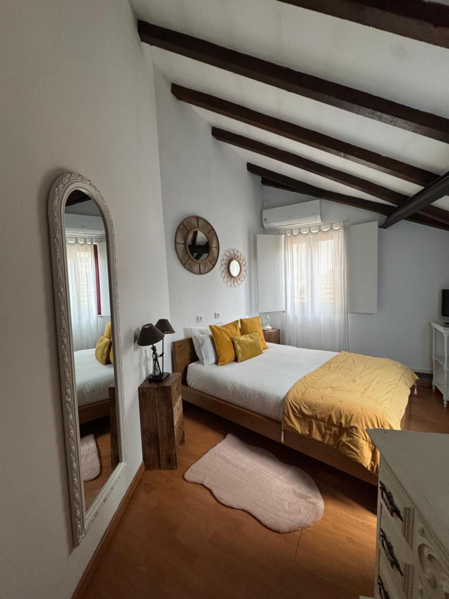 Red House- Historic Center Villa Порто Екстериор снимка